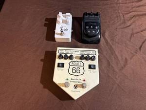 lot 87 image: Lot of 3 Guitar Pedals