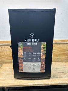 lot 119 image: MASTERBUILT MES 140B Digital Electric Smoker