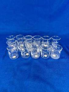 lot 43 image: 16 - 50ml Glass Griffin Beakers (Used)