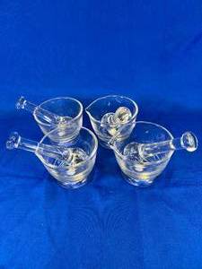 lot 45 image: Box of 4 - Heavy Glass Mortar and Pestile 250cc