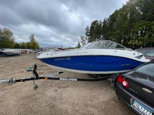 lot 18A image: 2012 Seadoo Challenger