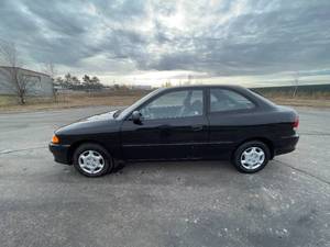 lot 16B image: 1998 Hyundai Accent GS - 2 OWNERS - 15,596 MILES
