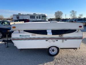 lot 11A image: 1998 Palomino POP UP Camper