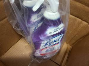 lot 133 image: 2 Bottles of Lysol mold and mildew spray cleaner
