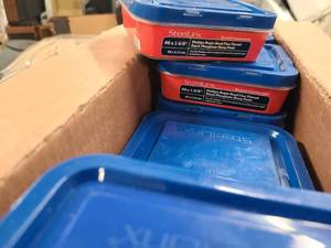 lot 684 image: Case of SteelLinx Drywall Construction #6 x 1-58 Screws