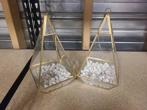 lot 12 image: LL 2 Hanging glass pyramids with rocks