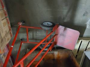 lot 158 image: Extra large moving dolly in new condition