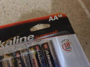 lot 175 image: NEW 2 packs of 16ct Walgreens Alkaline AA Batteries