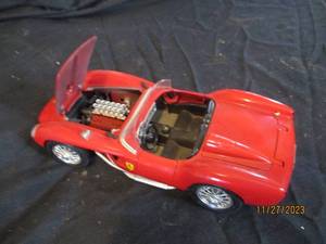 lot 50 image: Vintage 118 scale 1957 Ferrari 250 Testa Rossa by Durago