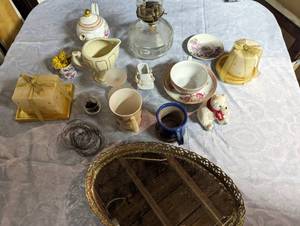lot 154 image: Home decor collection...