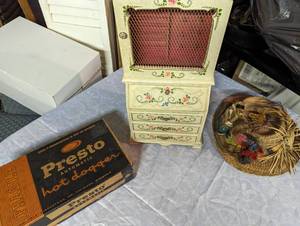 lot 165 image: Antique Collection See Pictures...