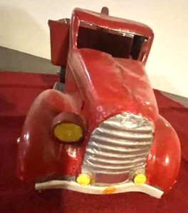 lot 43 image: Vintage Metal Truck