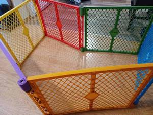 lot 50 image: 6-Section Folding Plastic Playpen, Each Section Measure 32-inches wide X 25-inches tall