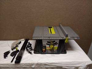 CRAFTSMAN TABLE SAW WITH STAND