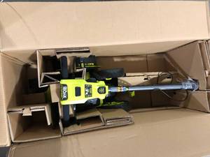 lot 17 image: RYOBI 40V HP Brushless Cordless Edger (Tool Only) with Extra Edger Blade  Customer Returns See Pictures