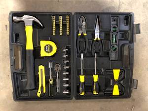 lot 48 image: Stanley Mechanics Tool Set Customer Returns See Pictures