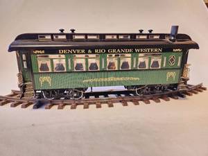 lot 6 image: G Scale Passenger Car