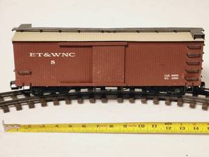 lot 26 image: G Scale Bachmann  Boxcar