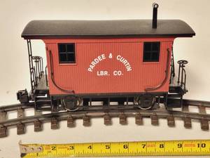 lot 35 image: G Scale Bachmann  Caboose