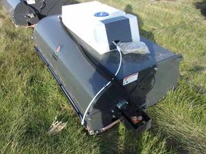 New Skid Steer Mount Wolverine Attachments 72 Box Broom Sweeper w 30 Gallon Water Tank and Controller