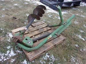 John Deere 3-point Auger - 540 pto, 12-inch bit, In Working Condition