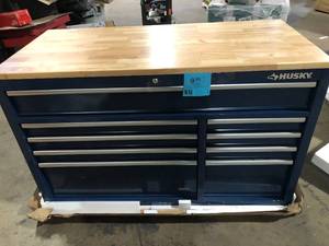 Husky Rolling Tool Chest   Customer Returns See Pictures