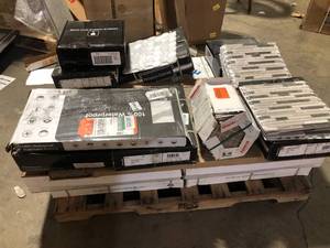 Pallet of Assorted Mixed Flooring Various Models and Conditions Customer Returns See Pictures