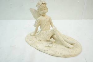 lot 40 image: Fairy statue