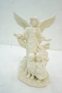 lot 43 image: Angel with children