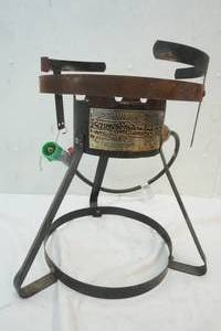 lot 100 image: Propane burner