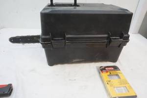 lot 123 image: Poulan chainsaw