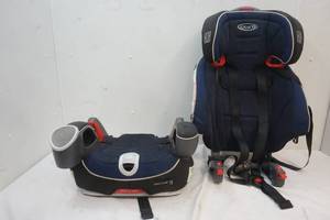 lot 160 image: Graco car seat