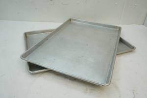 lot 194 image: Utility pan