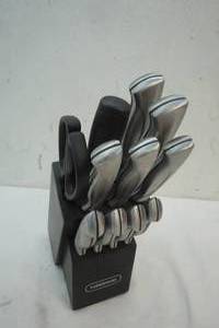 lot 266 image: Farber ware Knife Set