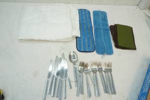 lot 279 image: Silverware
