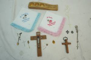 lot 262 image: Variety Religion Items