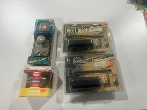 lot 3 image: LOT OF 2 RESIDENTIAL DOOR CLOSURE & 2 LOCKS