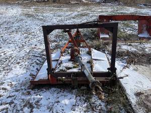lot 15 image: Tractor PTO Mower Deck