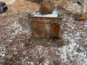 lot 19 image: AntiqueVintage Franklin Fire Place