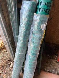 lot 91 image: Green Fence Stakes with Plastic Fence