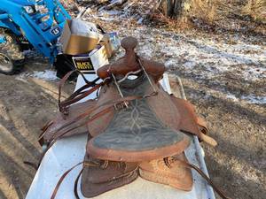 lot 117 image: Horse Saddle