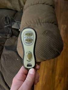 lot 154 image: Massage and Heat Recliner