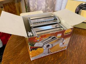 lot 157 image: Coffee Pot, Meat Slicer, Pasta Maker