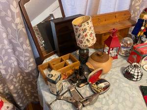lot 229 image: Christmas Items, Shelves and Mirrors