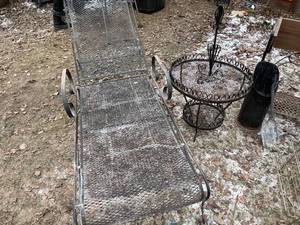 lot 254 image: Metal Furniture