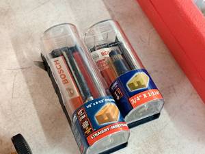 lot 66 image: Lot of (2) Bosch Straight Bits