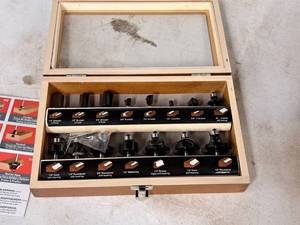 lot 68 image: Router Bit Set 15-piece with Wood Case