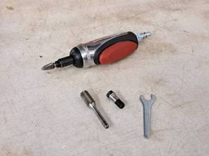 lot 73 image: Coleman Powermate Air Rotary Tool with Extra Bit and Wrench