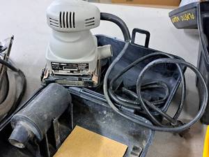 lot 134 image: Porter-Cable Orbital Sander 340 with Case