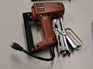 lot 141 image: Electric Stapler, Hand-Held Stapler